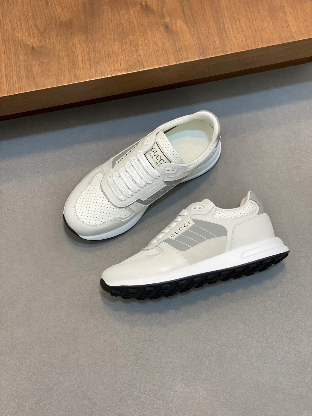 Factory price: 460💰[Gucci] Gucci - High-end quality original order - Upper: Nappa calfskin, pebbled calfskin, computer embroidered brand totem - Inner: water-dyed cowhide - Outsole: ultra-light T men's shoes 💰U·Rubber; two-color molded outsole - Super high quality control·Fine workmanship: highlighted (high-end·luxury·grade) -Size: 38-45